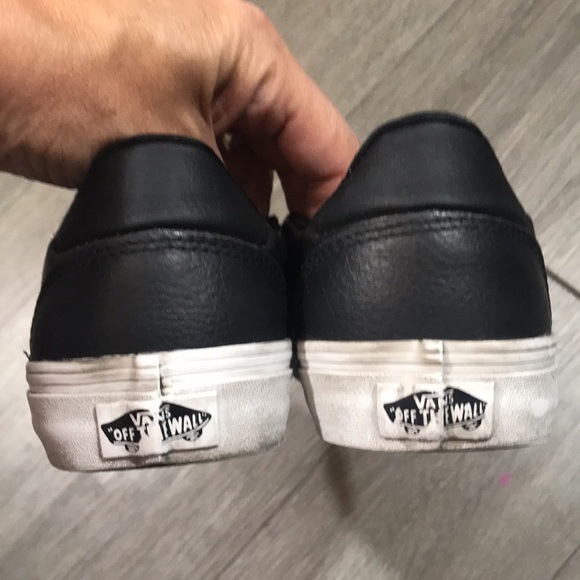 Vans Deluxe Comfort Classic Black Leather Slip-On Sneakers size 6 - Picture 4 of 8
